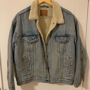 Levi’s jean jacket with fur collar